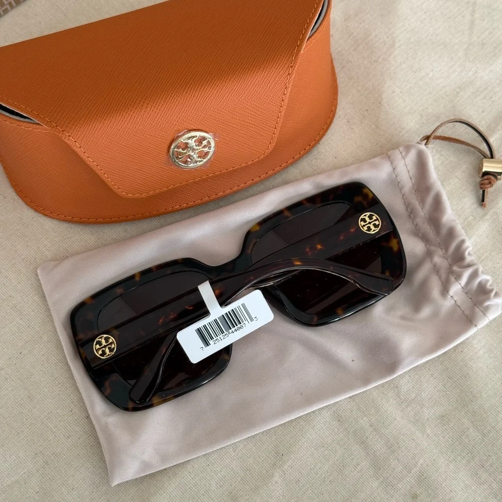 New Tory Burch™ - TY7193U